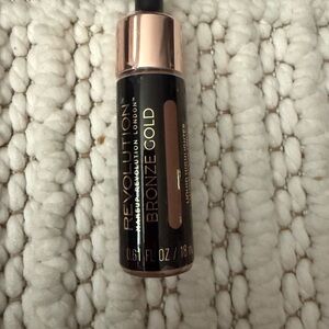 Revolution Bronze Gold Liquid Highlighter
